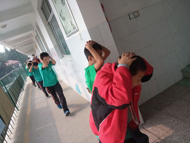 防空警报试鸣演习