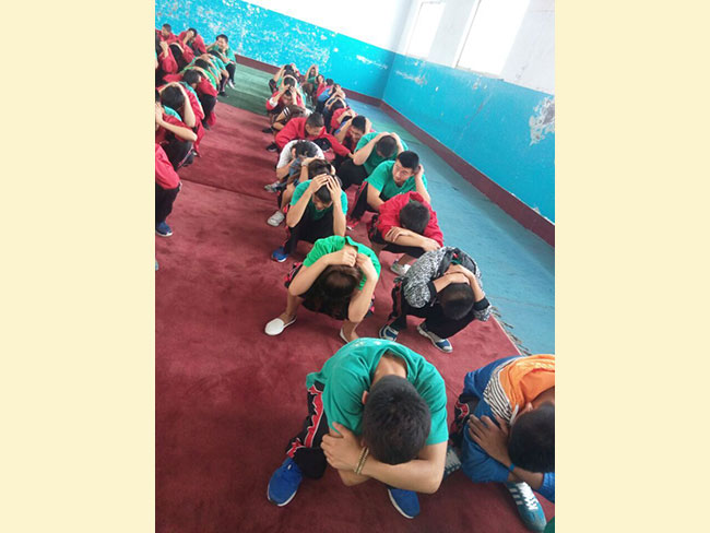 防空警报试鸣演习